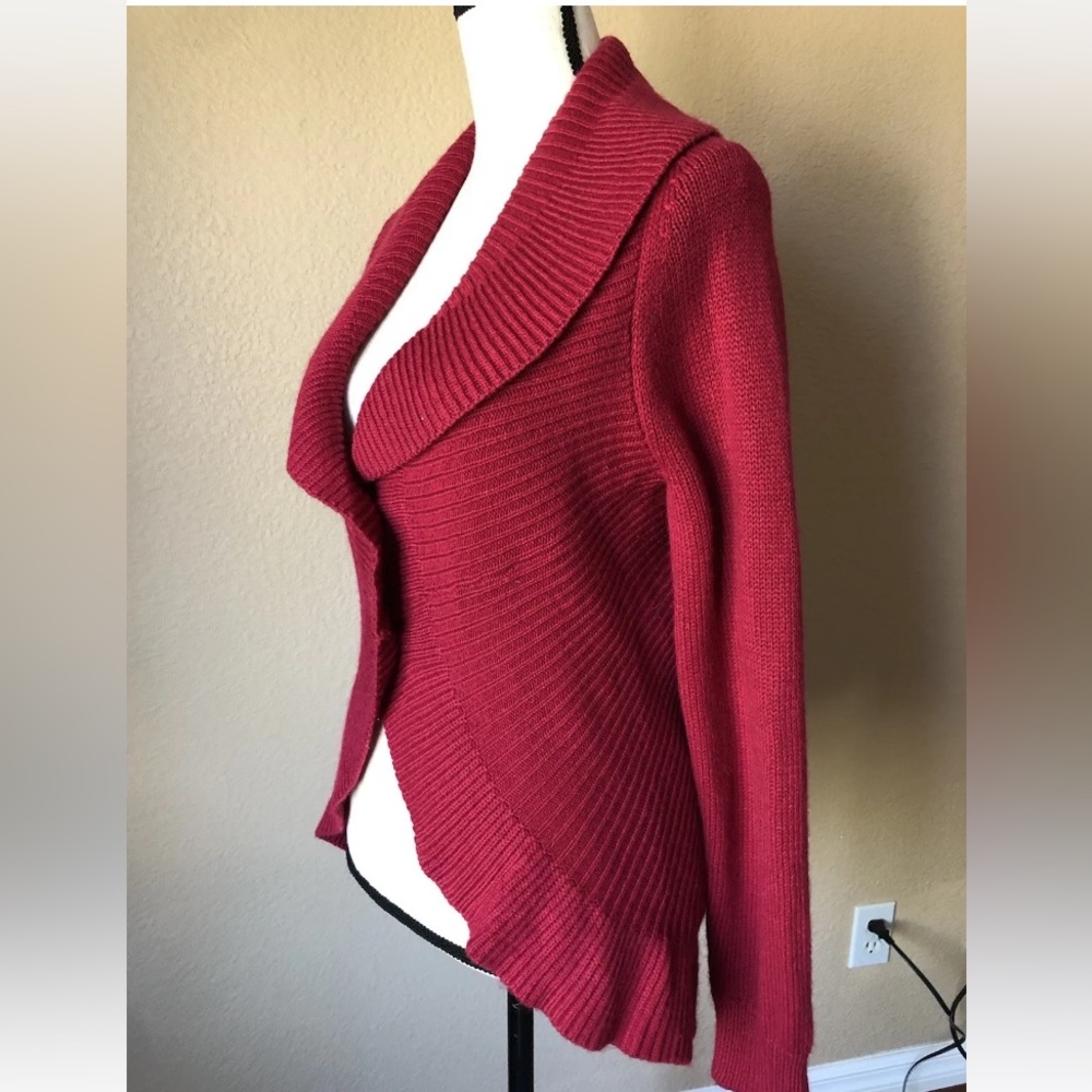 MOTTO Wool Blend RUFFLE V Neck High Low Cardigan Raspberry Red M - Picture 6 of 8